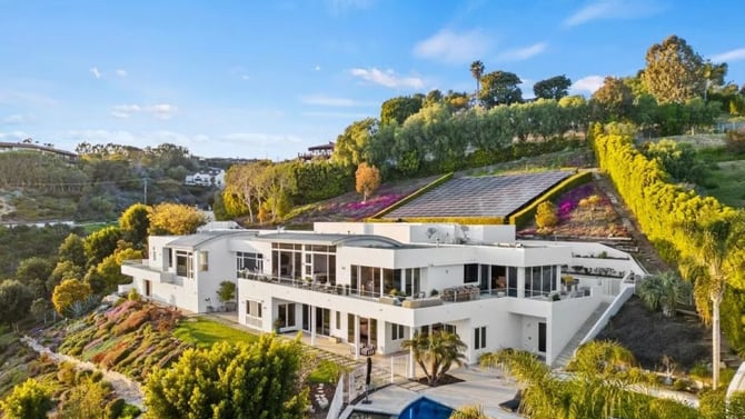 Luxury Malibu Villas